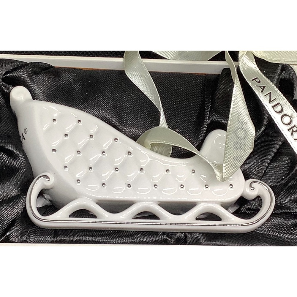 BN 2014 Pandora Sleigh Ornament